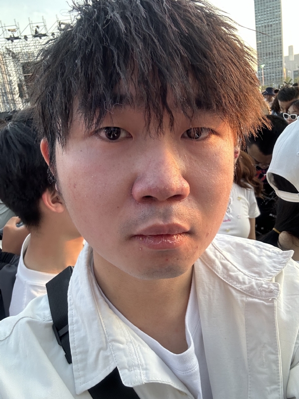 会修电脑的小杨的第一张照片--大连中老年相亲网